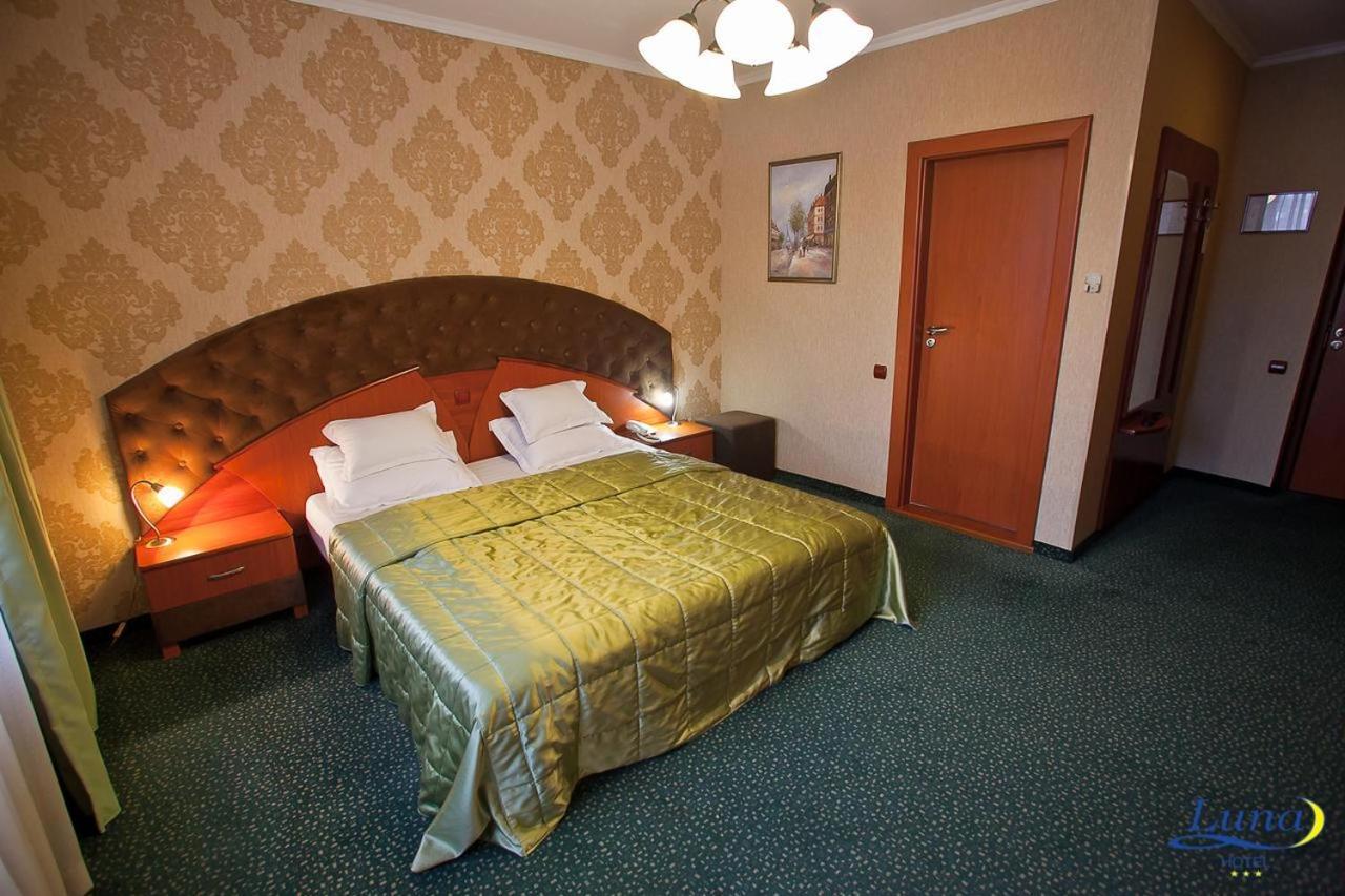 Luna Hotel Κισινάου Εξωτερικό φωτογραφία