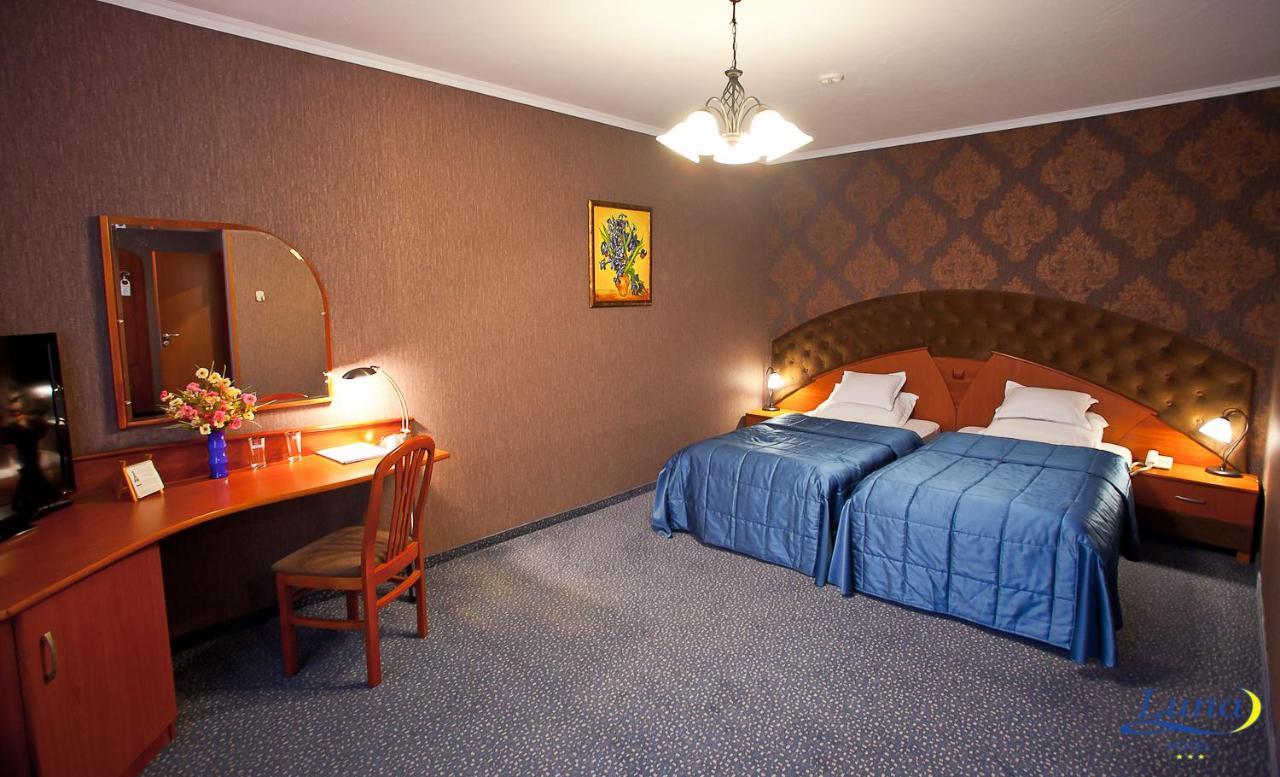 Luna Hotel Κισινάου Εξωτερικό φωτογραφία